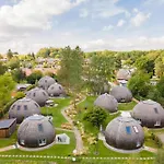 Kugelhaus Kia Ferienhaus *